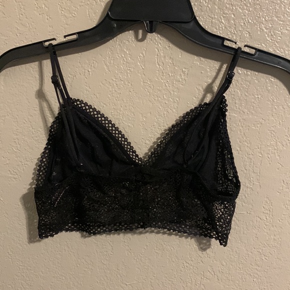 Victoria’s Secret bralette - Picture 3 of 4